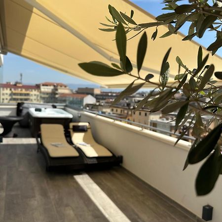 18 Dante Luxury Suites Cagliari Dış mekan fotoğraf