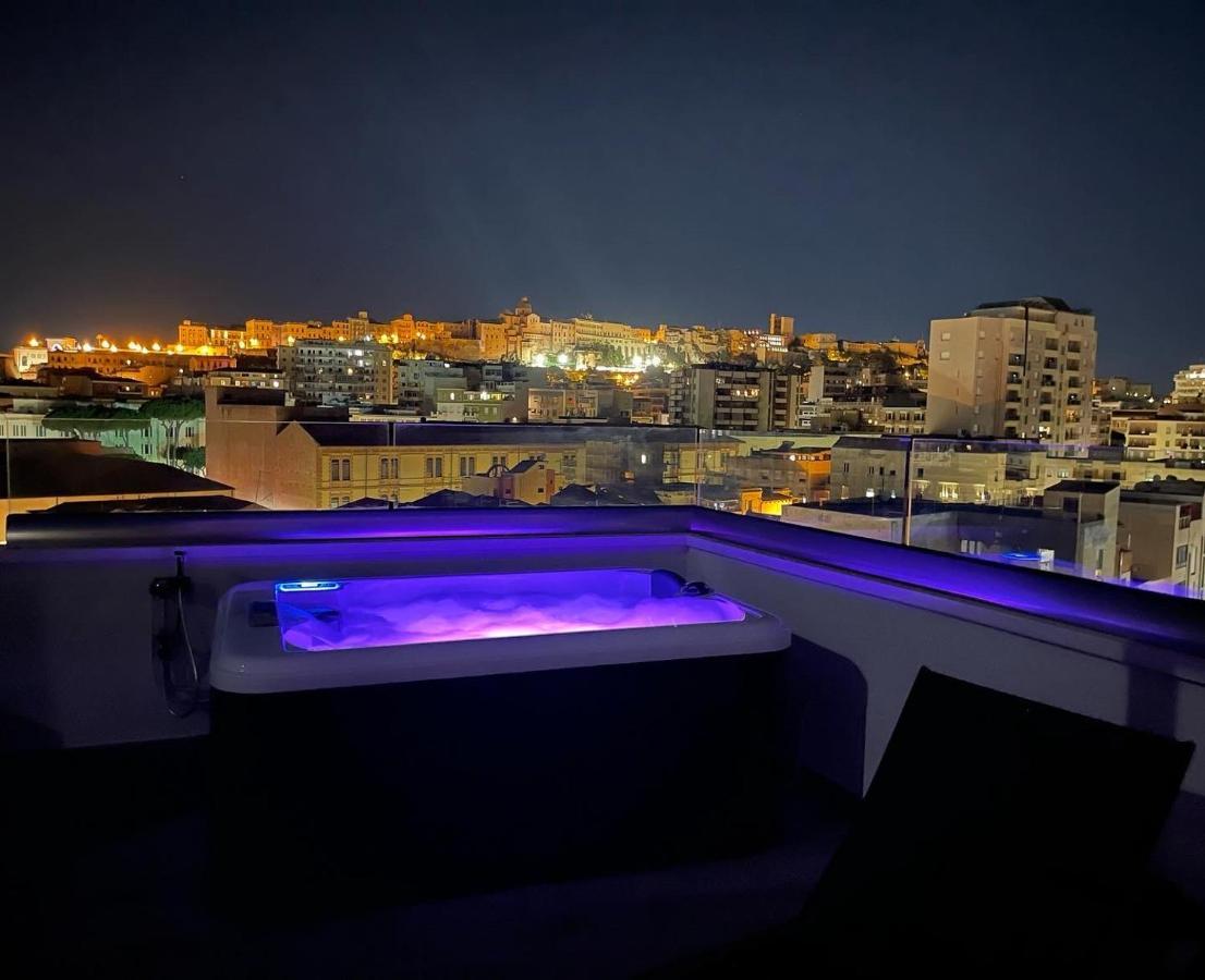 18 Dante Luxury Suites Cagliari Dış mekan fotoğraf